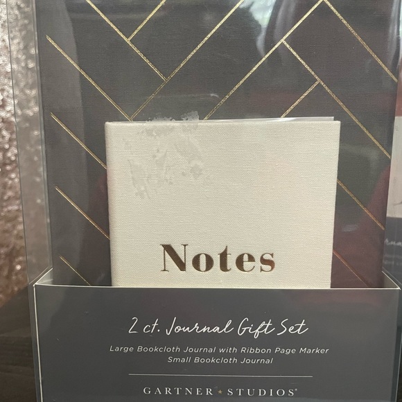 Journals - Picture 2 of 7